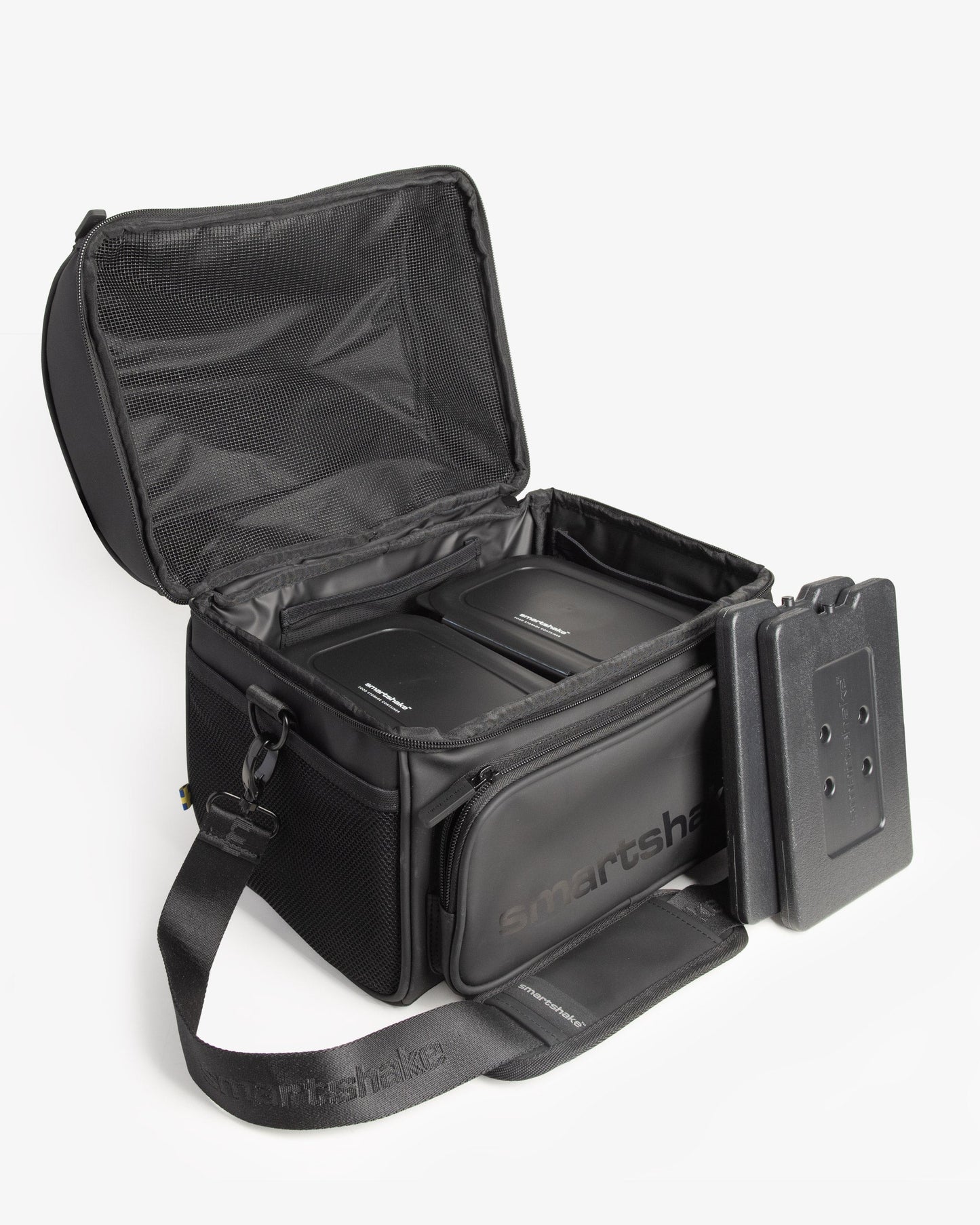 meal-prep-bag-black-with-4-food-containers-and-2-ice-packs-n8 Smartshake_Meal_Prep_Bag_Black_open.jpg