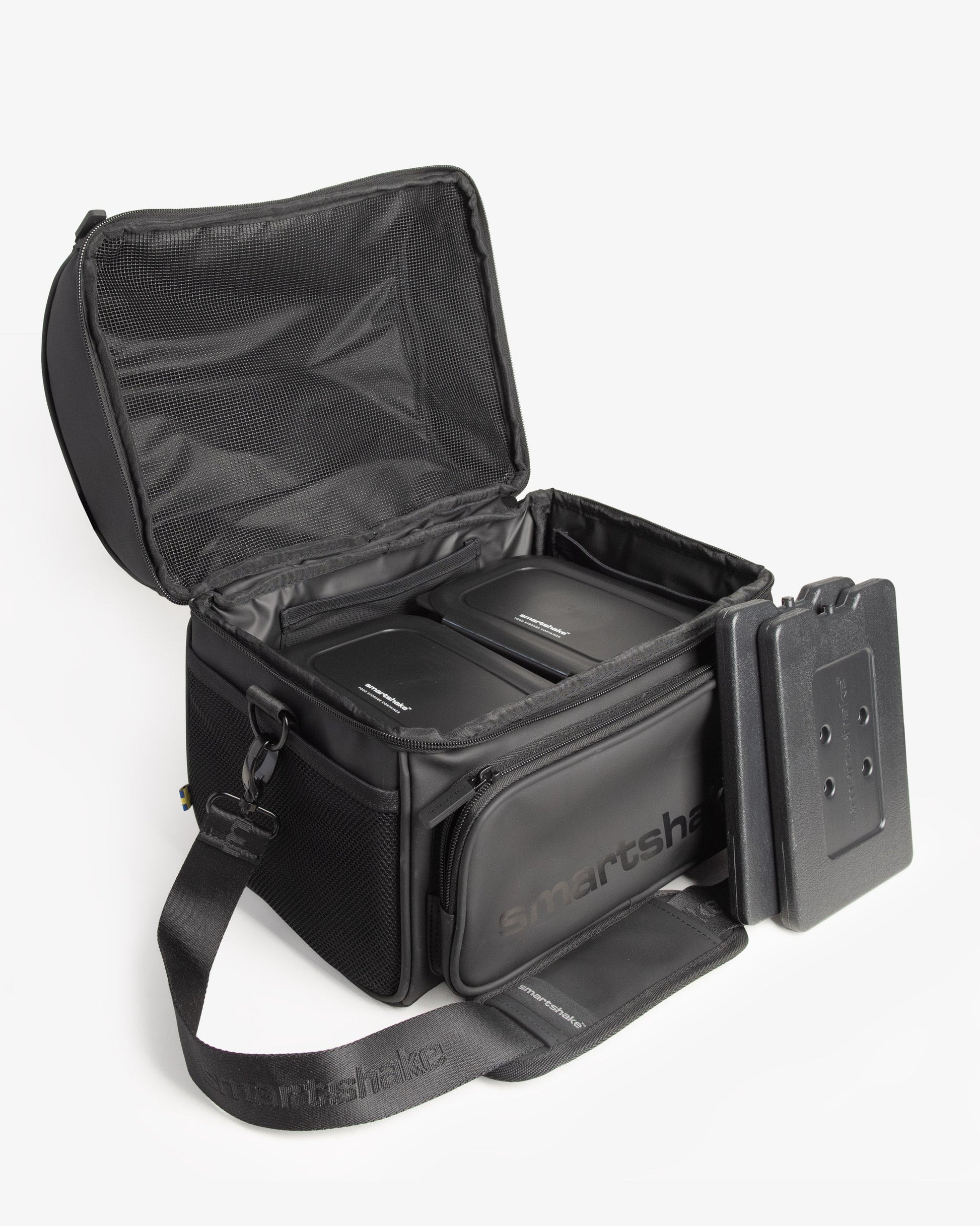 meal-prep-bag-black-with-4-food-containers-and-2-ice-packs-n8 Smartshake_Meal_Prep_Bag_Black_open.jpg