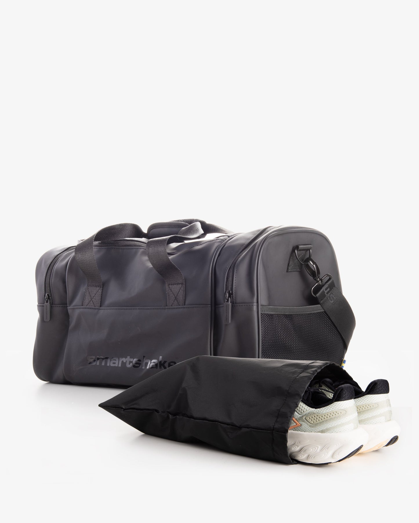 gym-bag-black-g8 Smartshake_gym_bag_Black_unassamled_24a00c8d-f290-45f6-bb42-151f345784ff.jpg